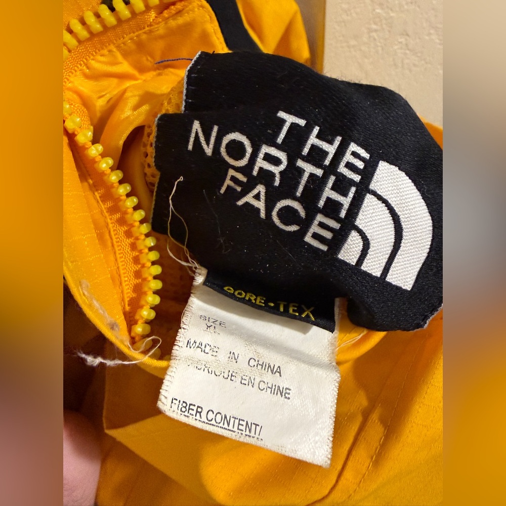 The North Face Gore-Tex Shell Jacket Yellow Black Men’s XL - Picture 17 of 17